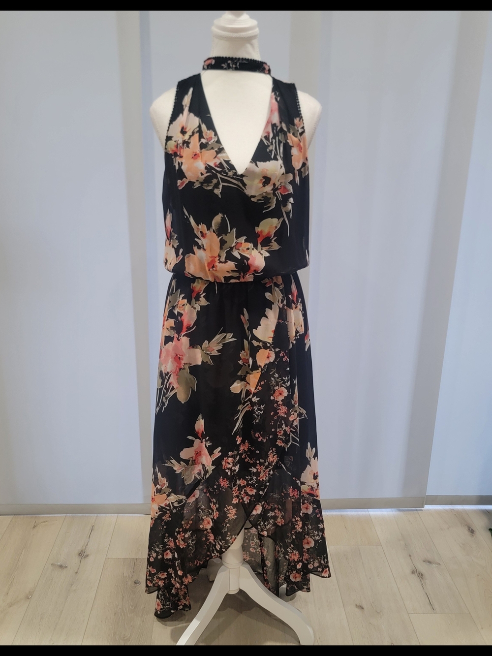 White House Black Market Black Floral High-Low Dress
